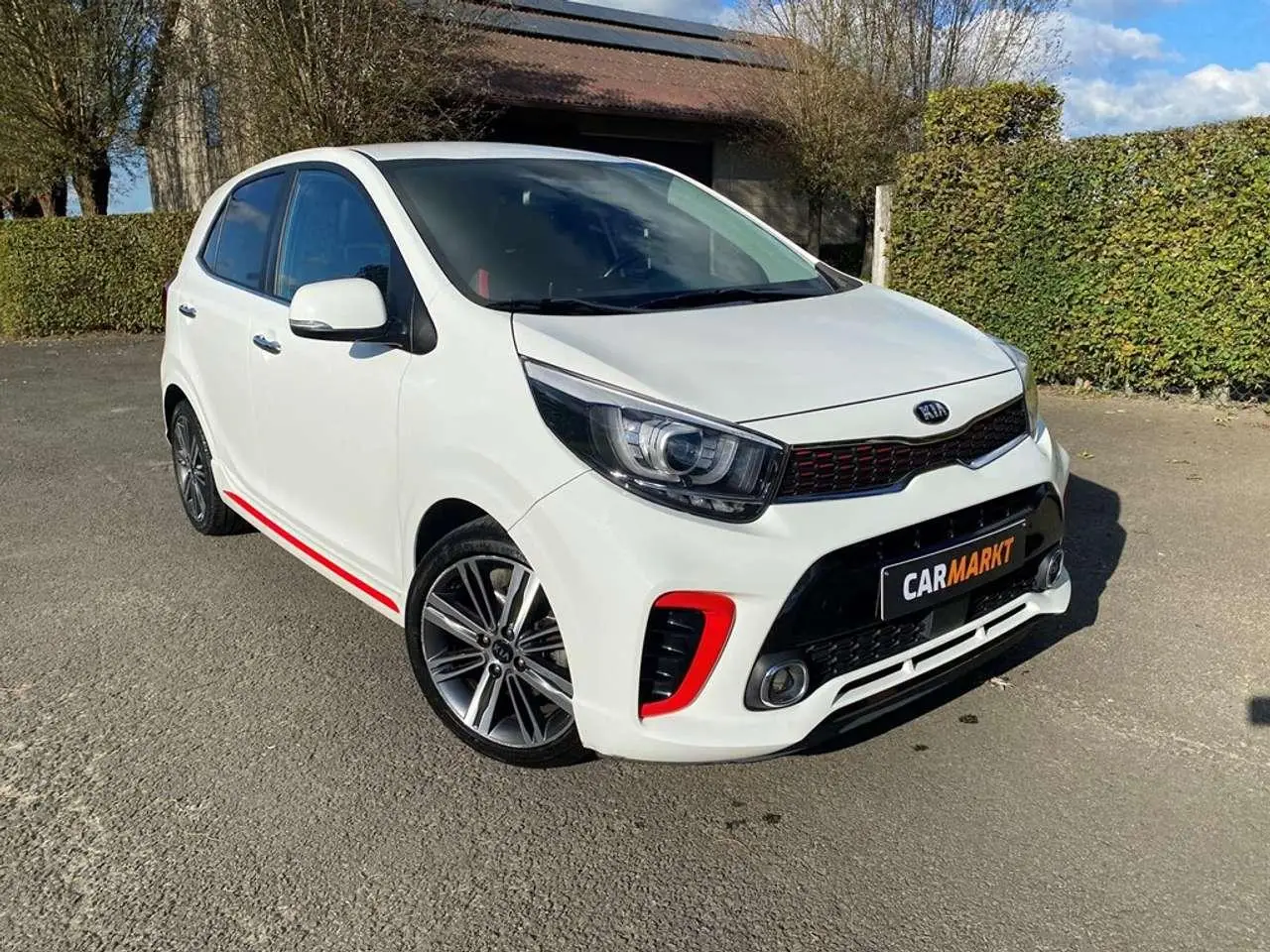 Photo 1 : Kia Picanto 2017 Petrol