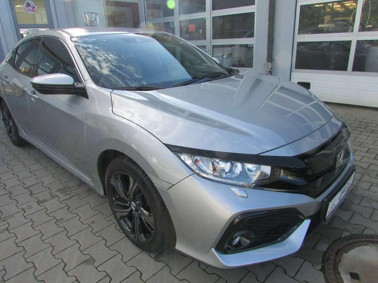 Photo 1 : Honda Civic 2018 Petrol