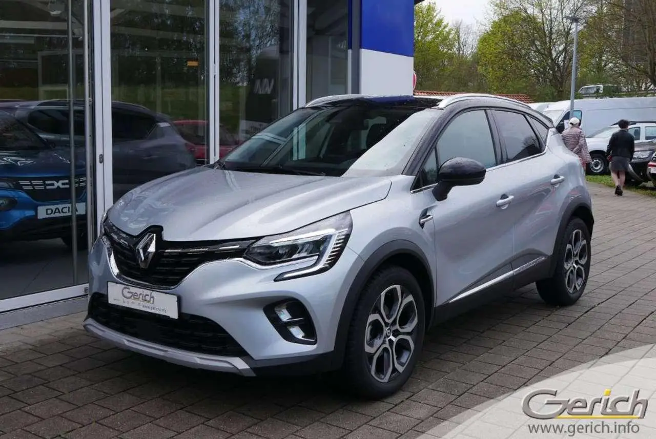 Photo 1 : Renault Captur 2022 Petrol