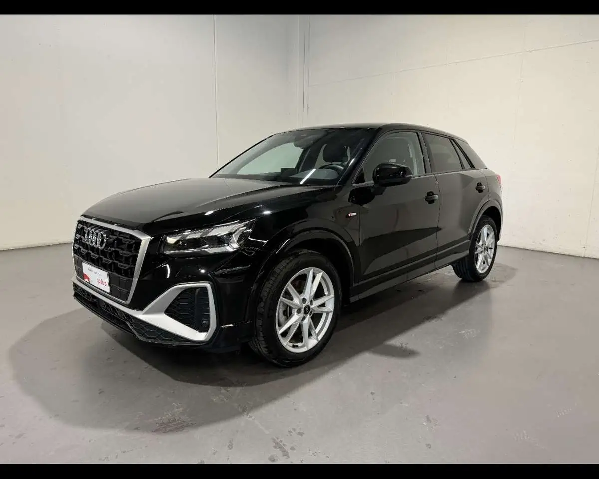 Photo 1 : Audi Q2 2023 Diesel