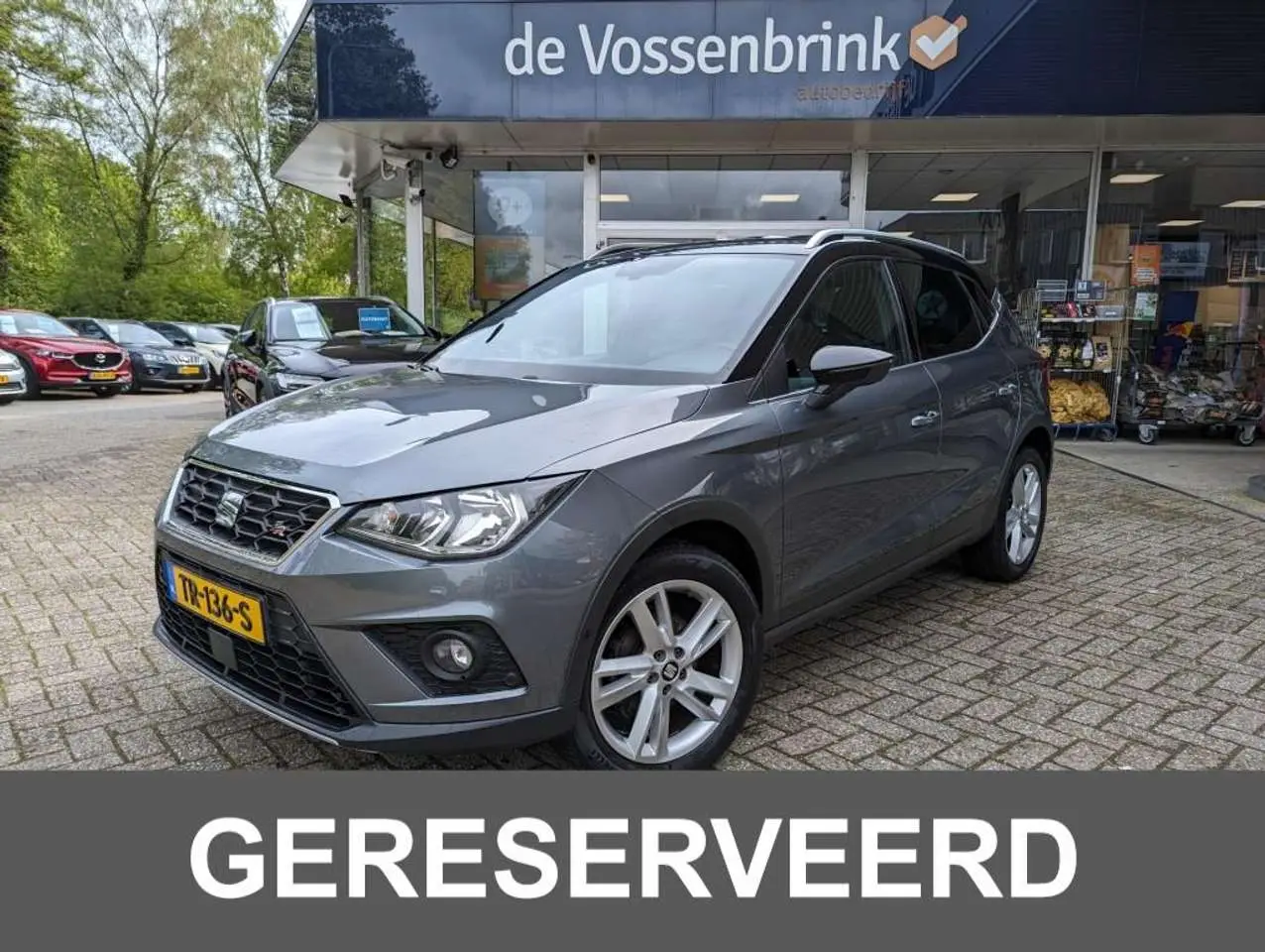 Photo 1 : Seat Arona 2018 Petrol