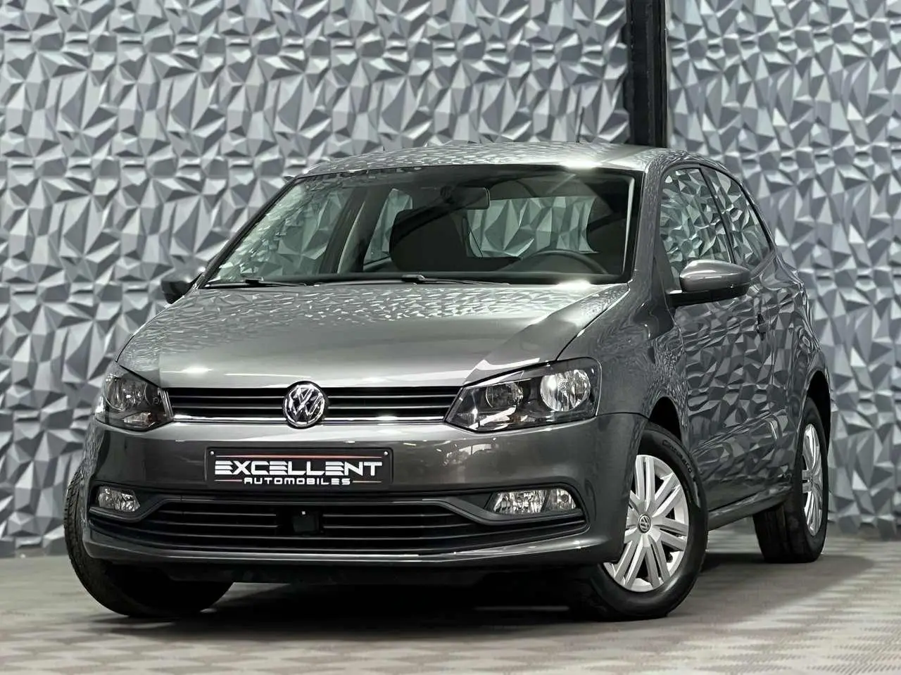 Photo 1 : Volkswagen Polo 2015 Essence