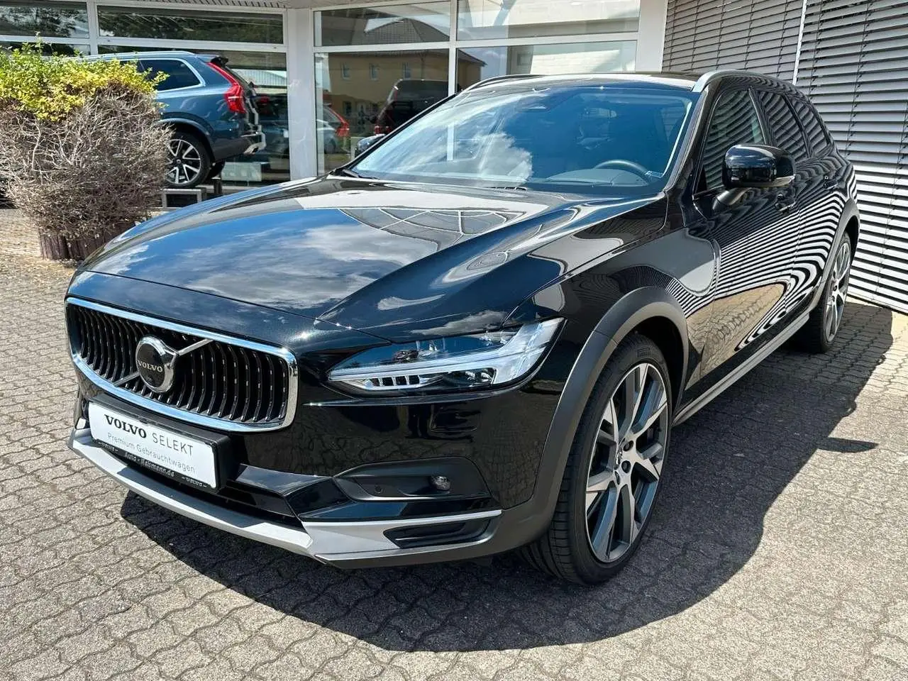 Photo 1 : Volvo V90 2023 Diesel