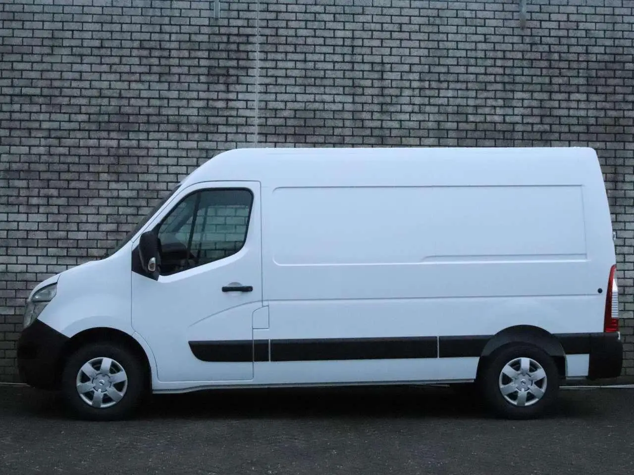 Photo 1 : Nissan Interstar 2024 Diesel