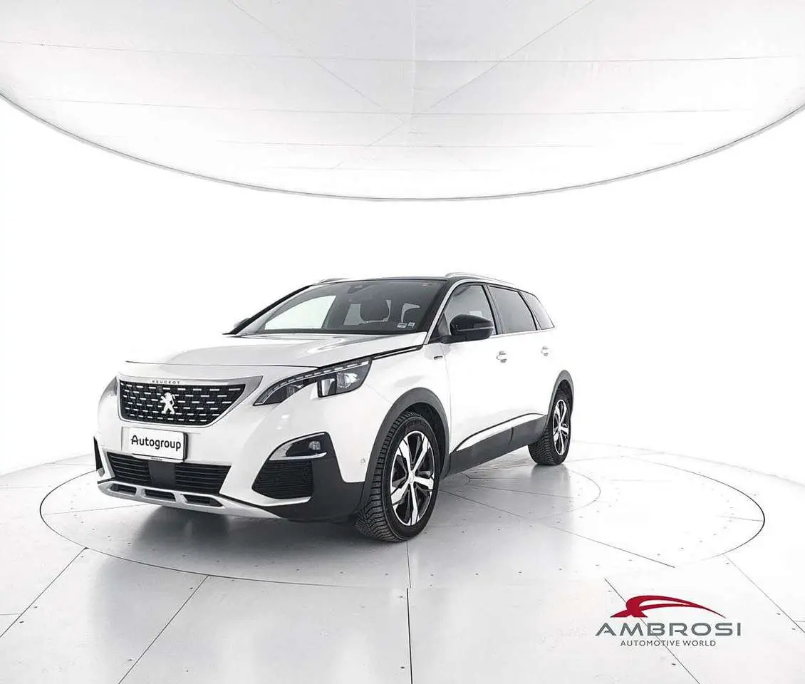 Photo 1 : Peugeot 5008 2018 Diesel