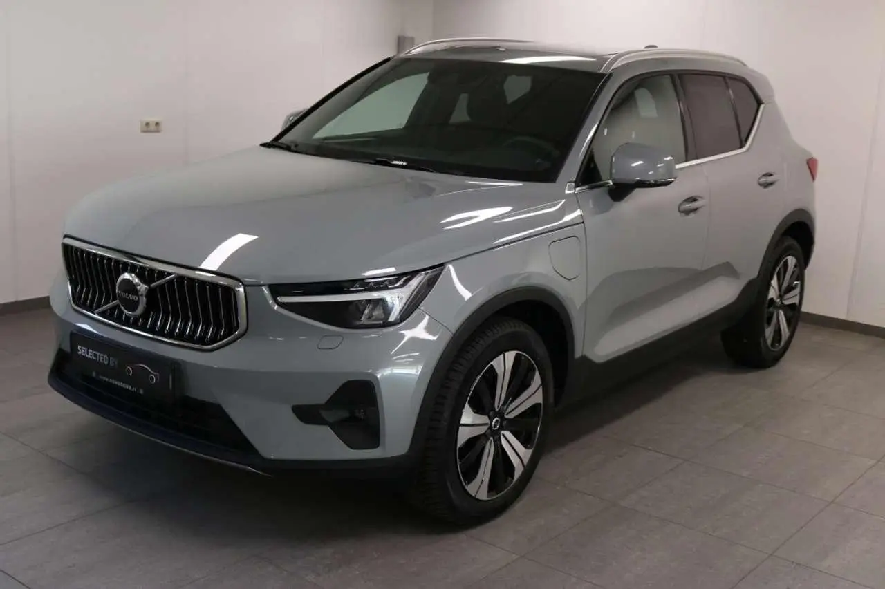 Photo 1 : Volvo Xc40 2023 Hybride