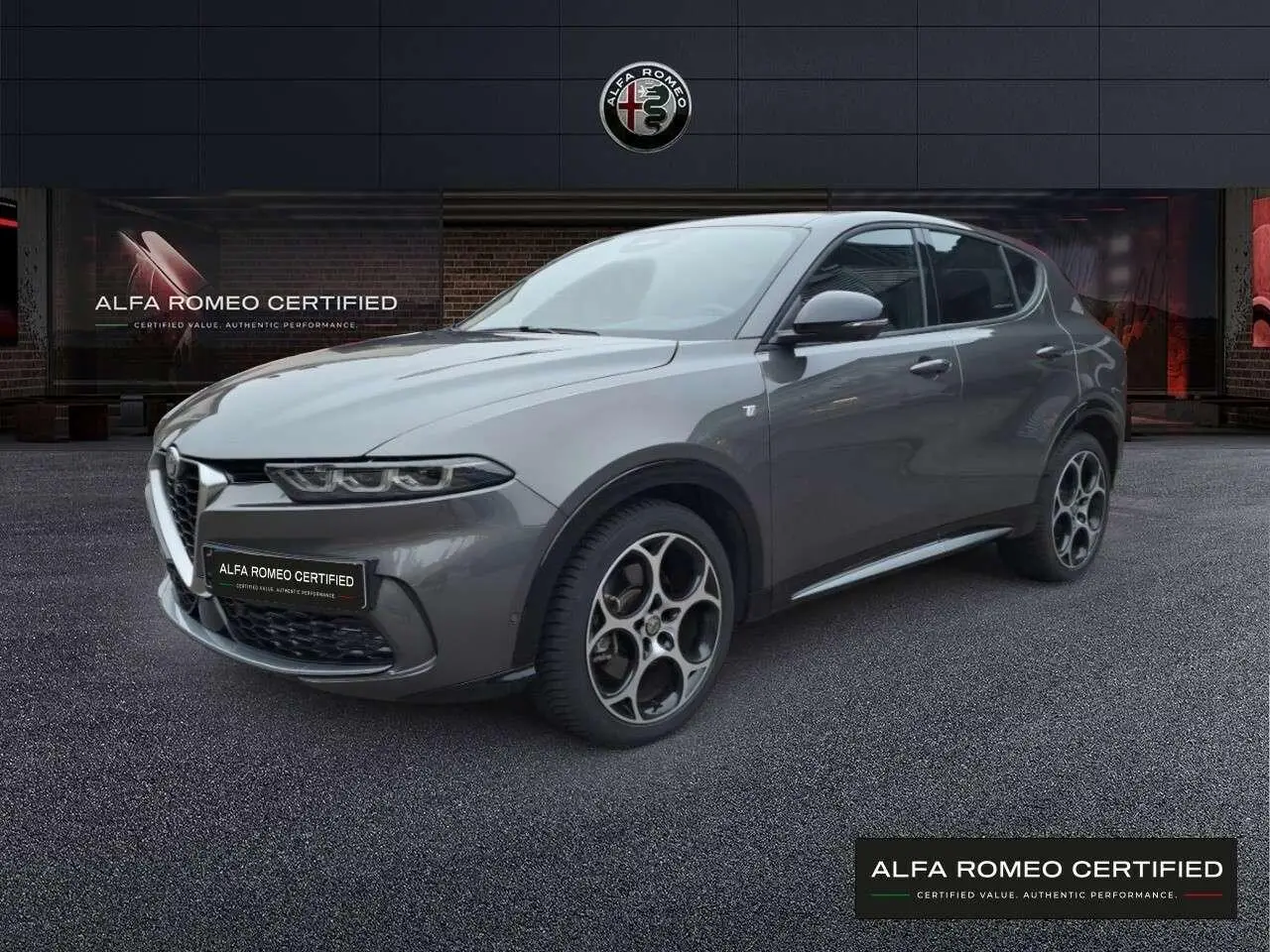 Photo 1 : Alfa Romeo Tonale 2023 Hybride