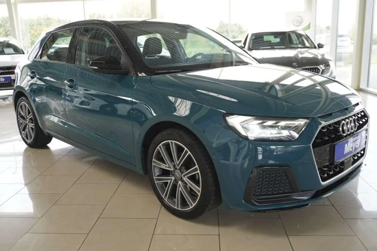 Photo 1 : Audi A1 2018 Petrol