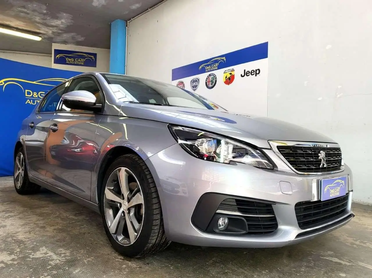 Photo 1 : Peugeot 308 2020 Essence