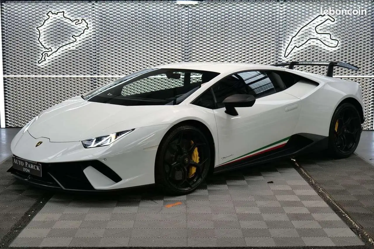 Photo 1 : Lamborghini Huracan 2017 Petrol