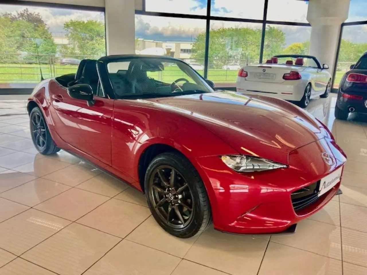 Photo 1 : Mazda Mx-5 2018 Petrol