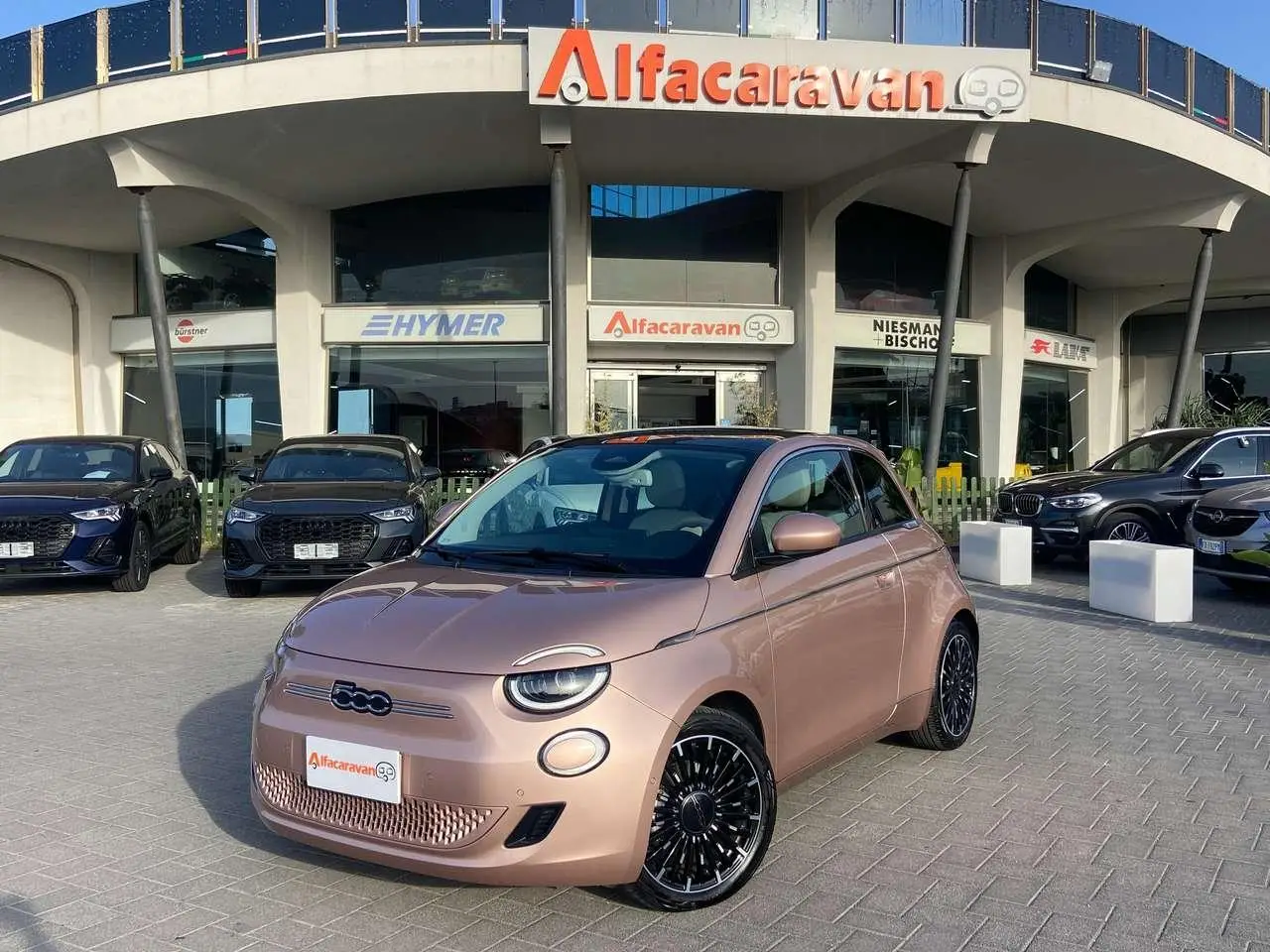 Photo 1 : Fiat 500 2022 Électrique