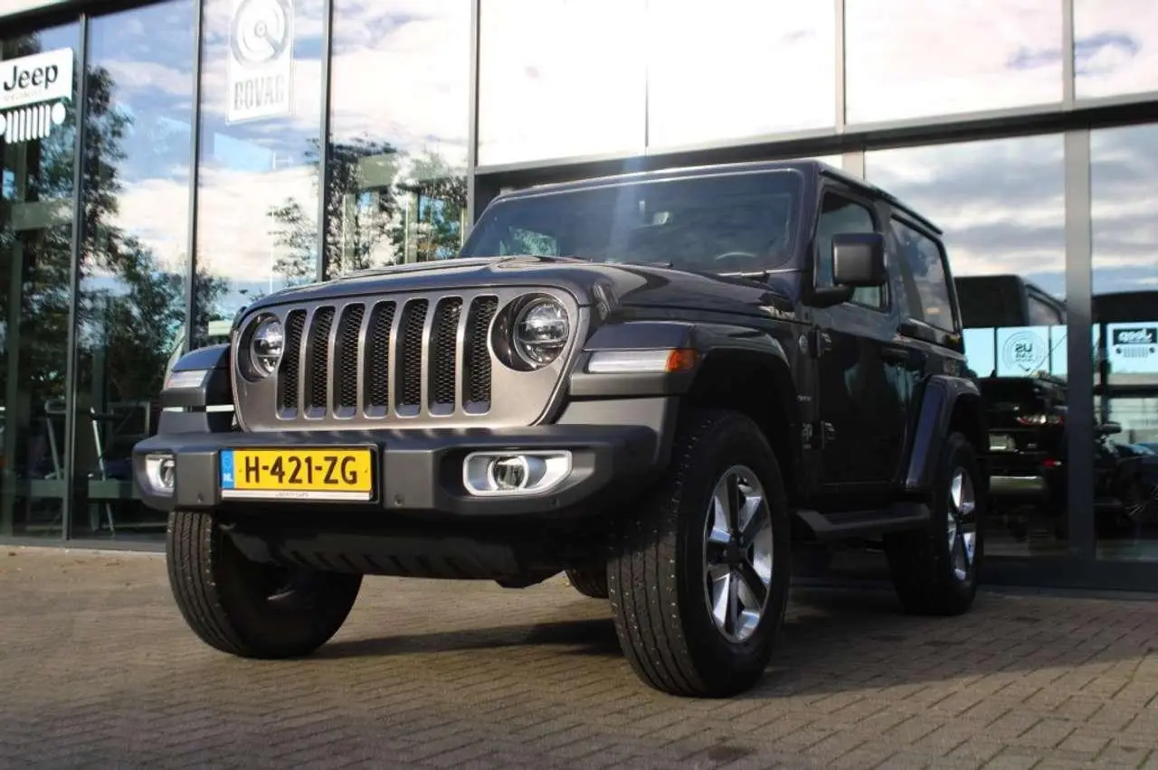 Photo 1 : Jeep Wrangler 2019 Essence