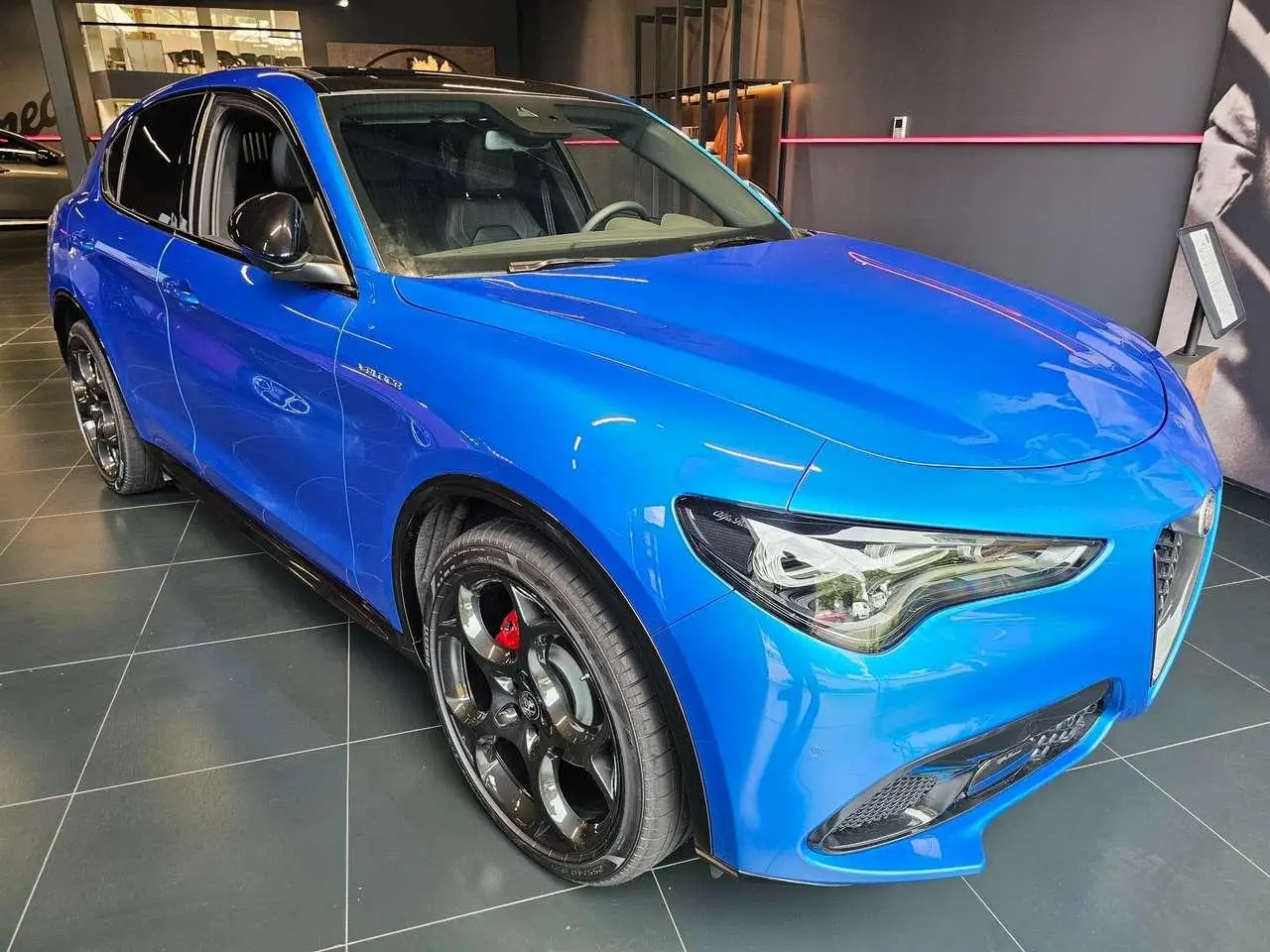 Photo 1 : Alfa Romeo Stelvio 2023 Diesel