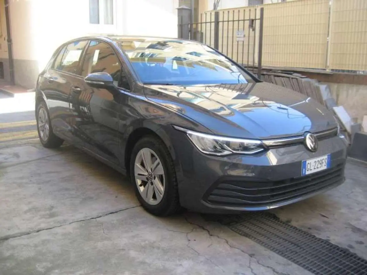 Photo 1 : Volkswagen Golf 2022 Essence