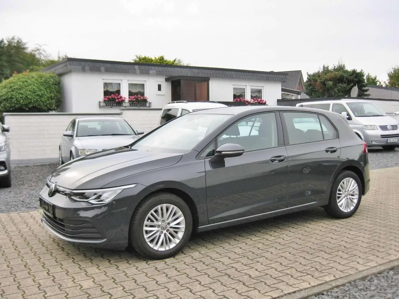 Photo 1 : Volkswagen Golf 2020 Petrol