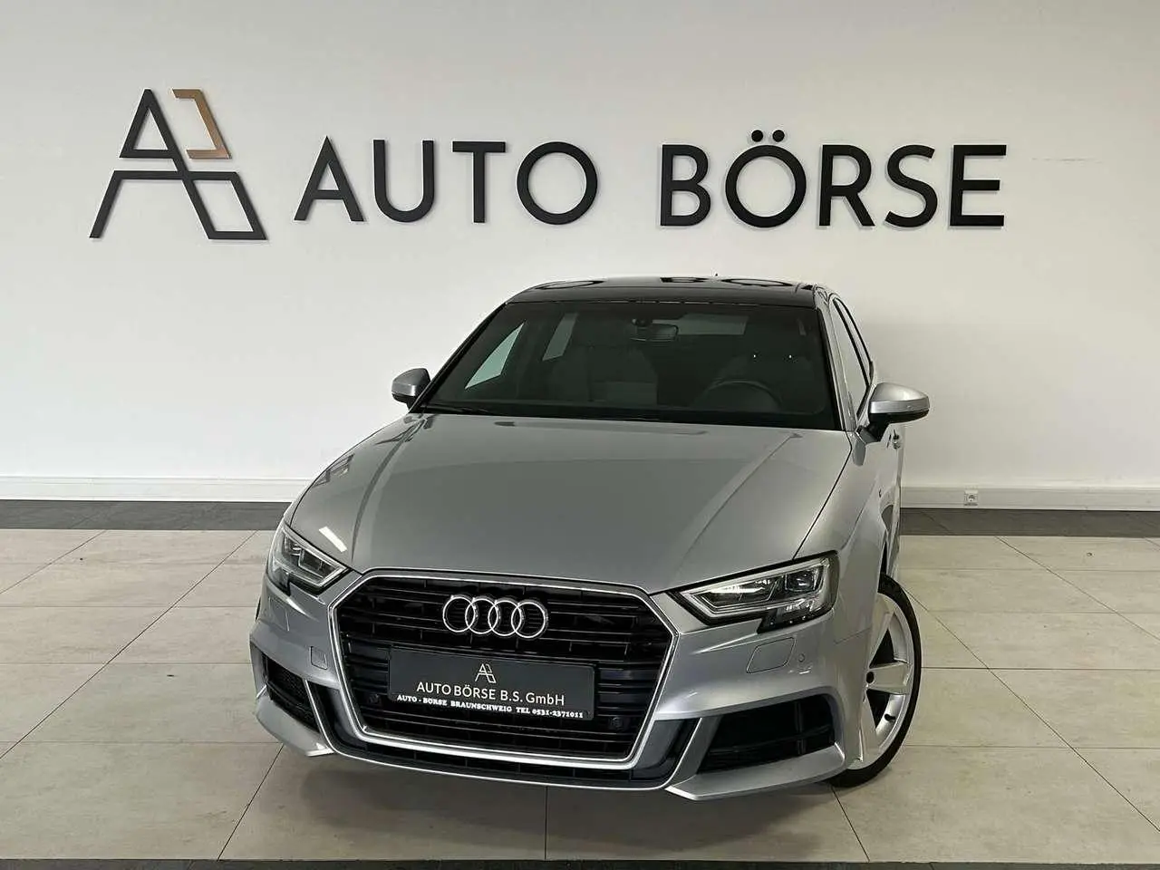 Photo 1 : Audi A3 2019 Diesel