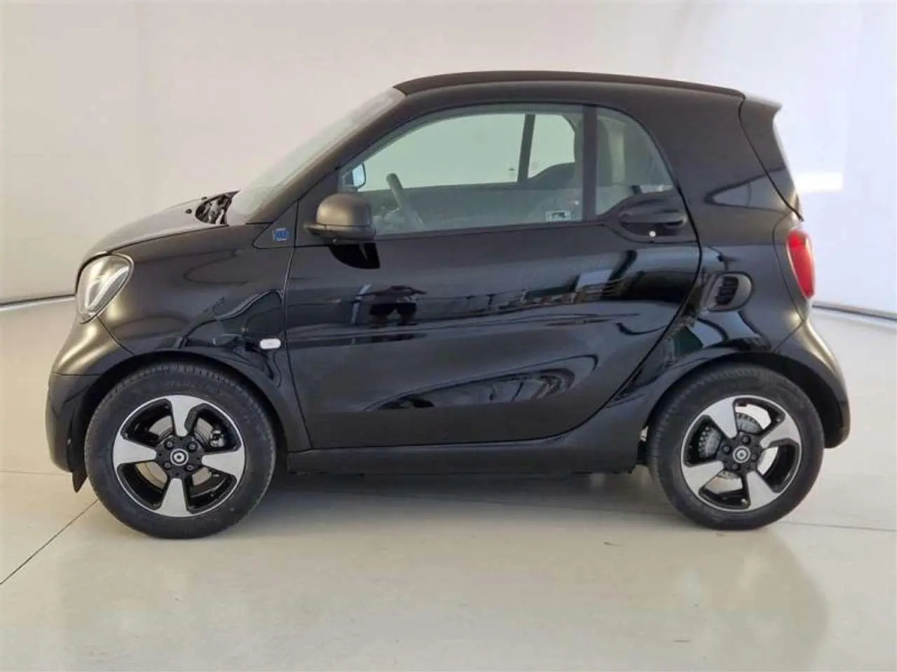 Photo 1 : Smart Fortwo 2021 Electric