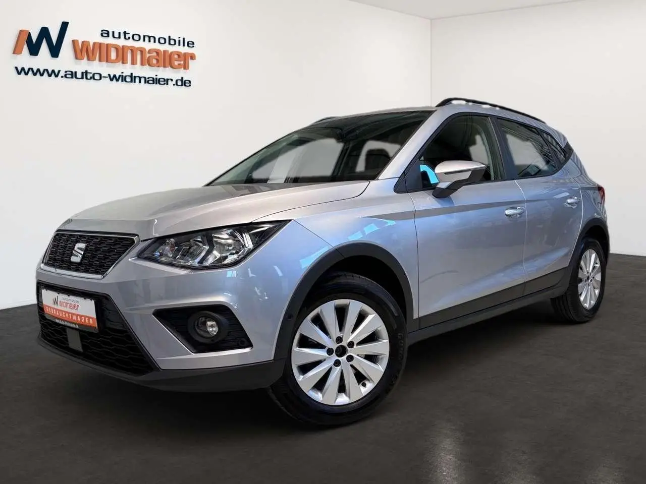 Photo 1 : Seat Arona 2021 Essence