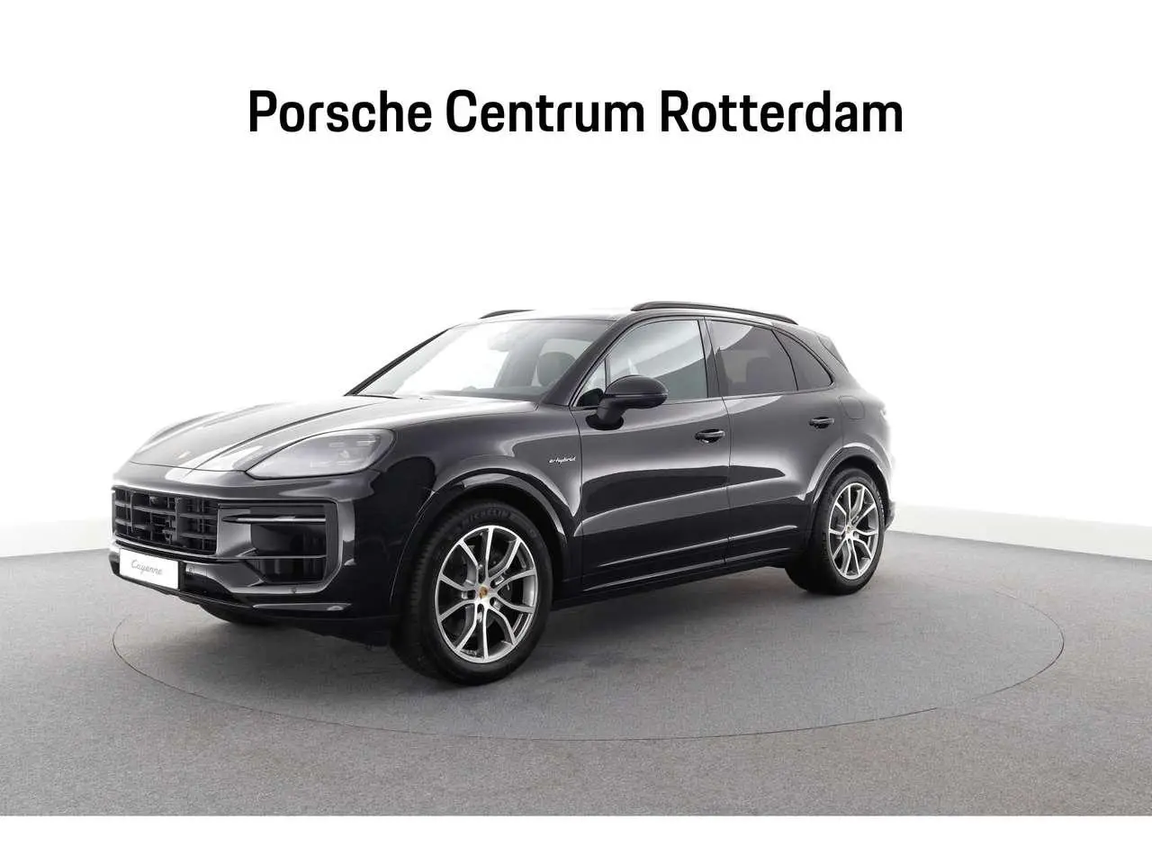 Photo 1 : Porsche Cayenne 2024 Hybrid