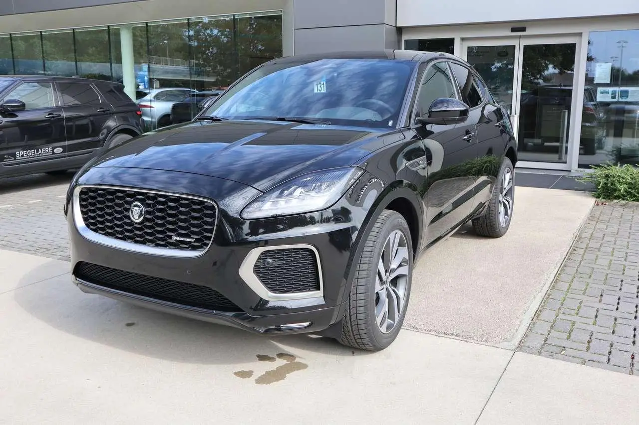 Photo 1 : Jaguar E-pace 2024 Hybride