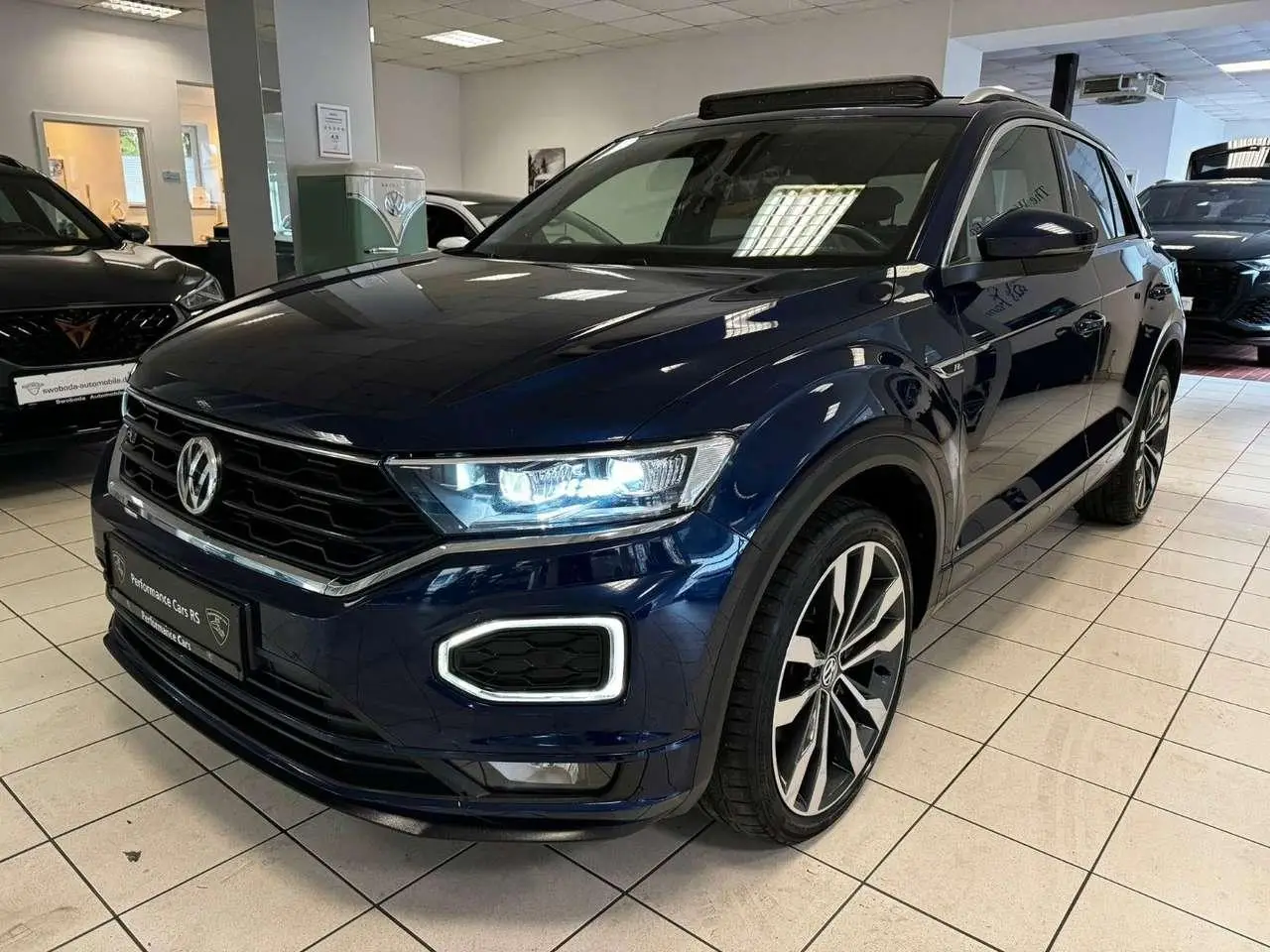 Photo 1 : Volkswagen T-roc 2019 Petrol