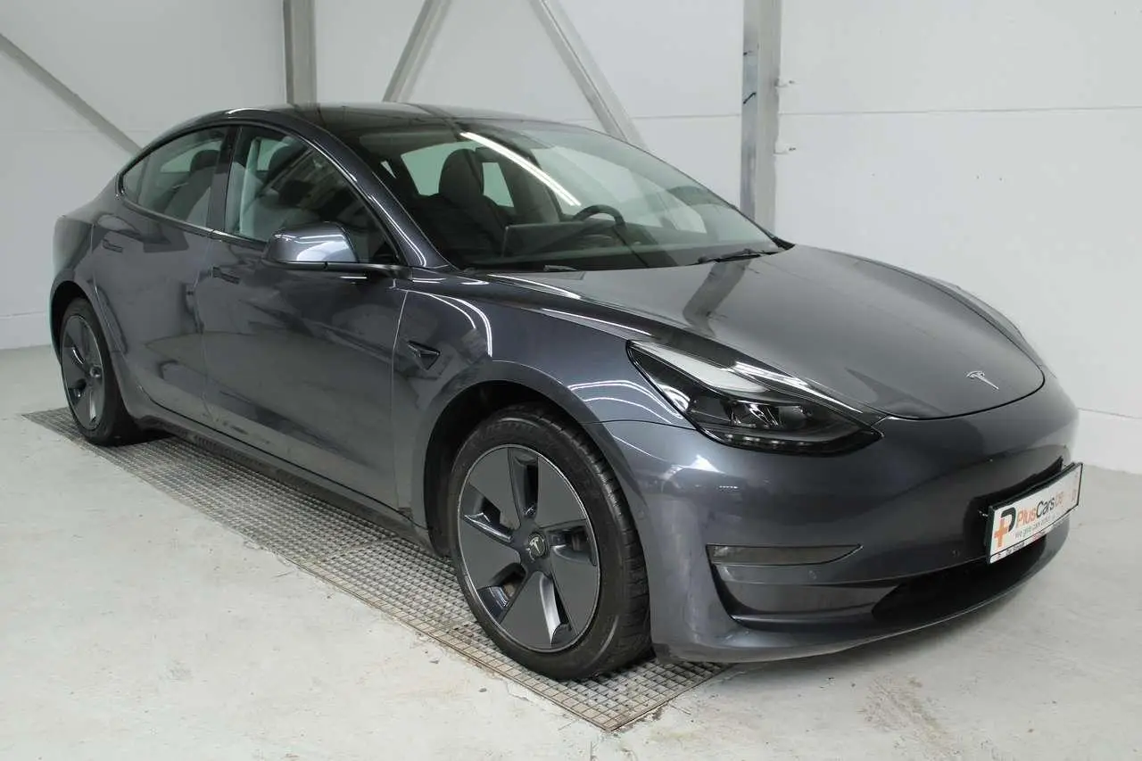 Photo 1 : Tesla Model 3 2022 Electric