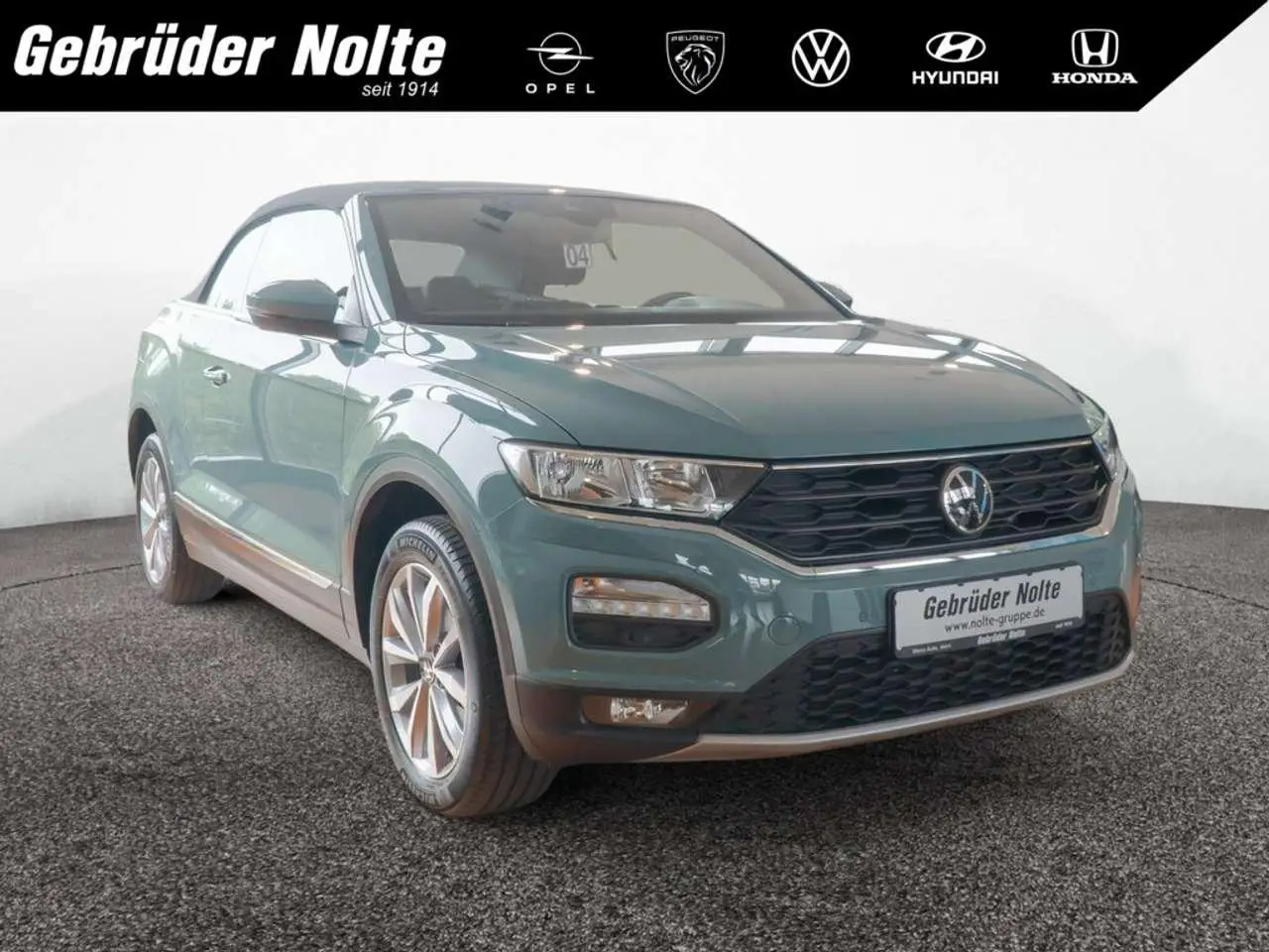 Photo 1 : Volkswagen T-roc 2020 Essence