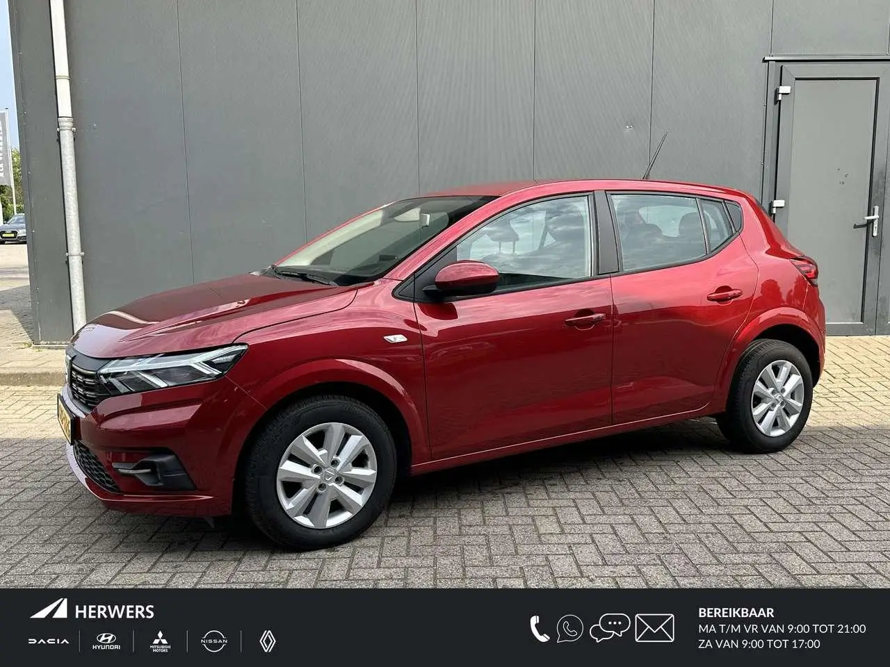 Photo 1 : Dacia Sandero 2021 Petrol