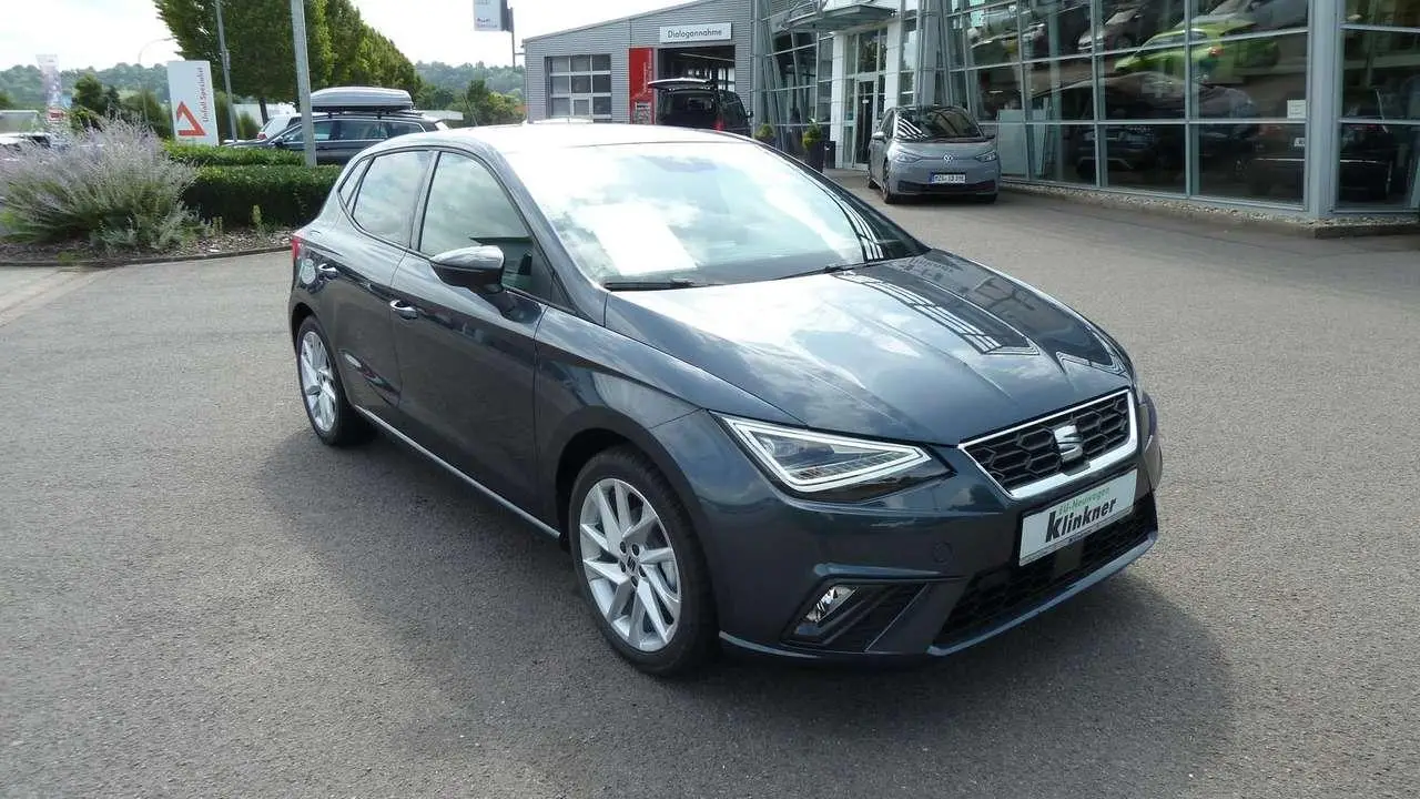 Photo 1 : Seat Ibiza 2023 Petrol