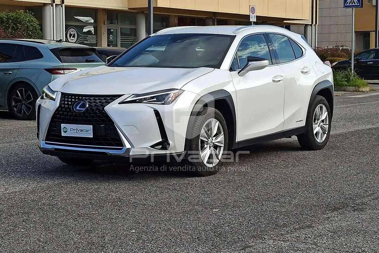 Photo 1 : Lexus Ux 2020 Hybride