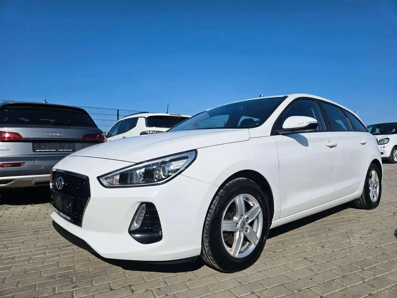 Photo 1 : Hyundai I30 2017 Petrol