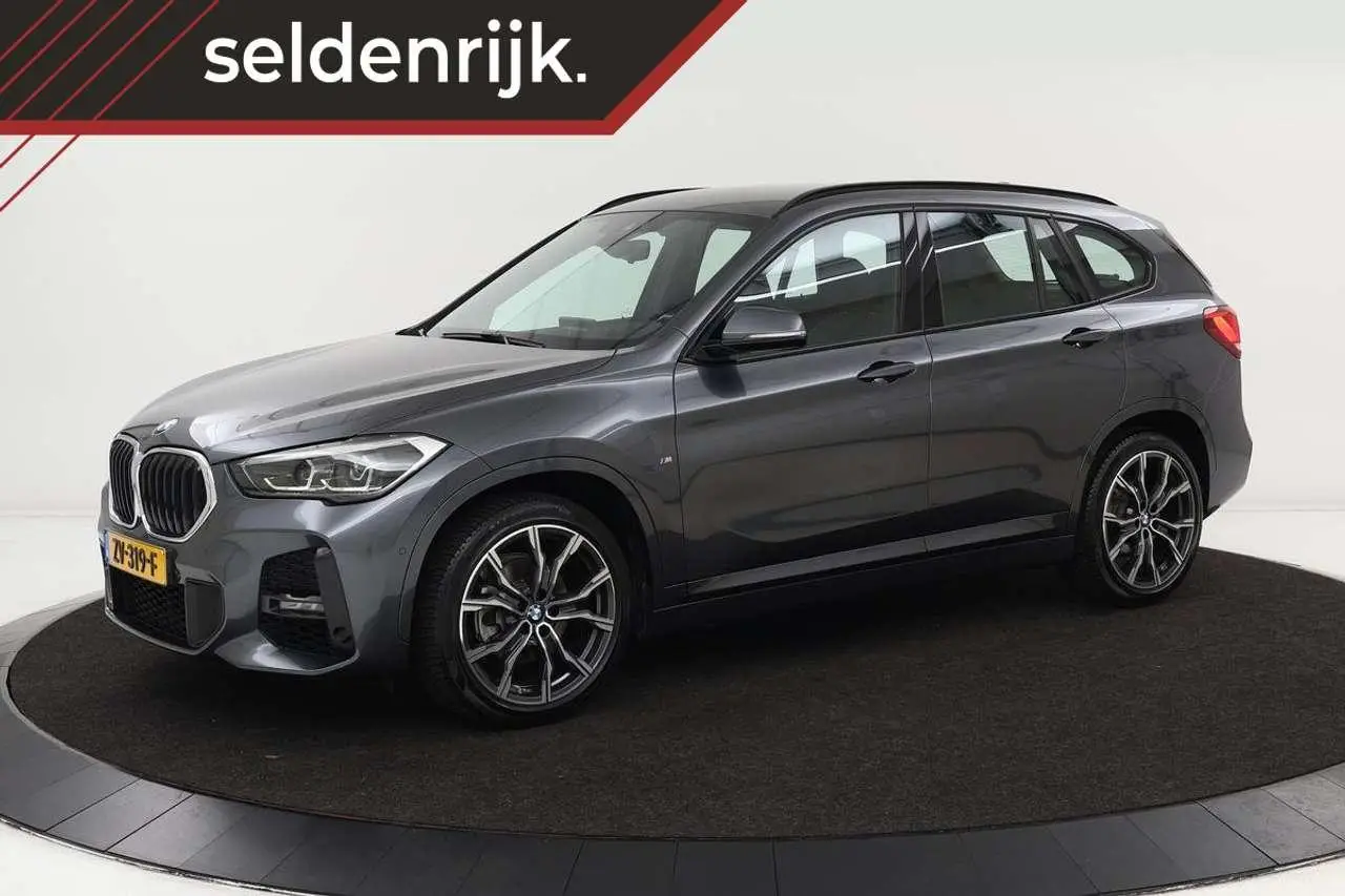 Photo 1 : Bmw X1 2019 Petrol