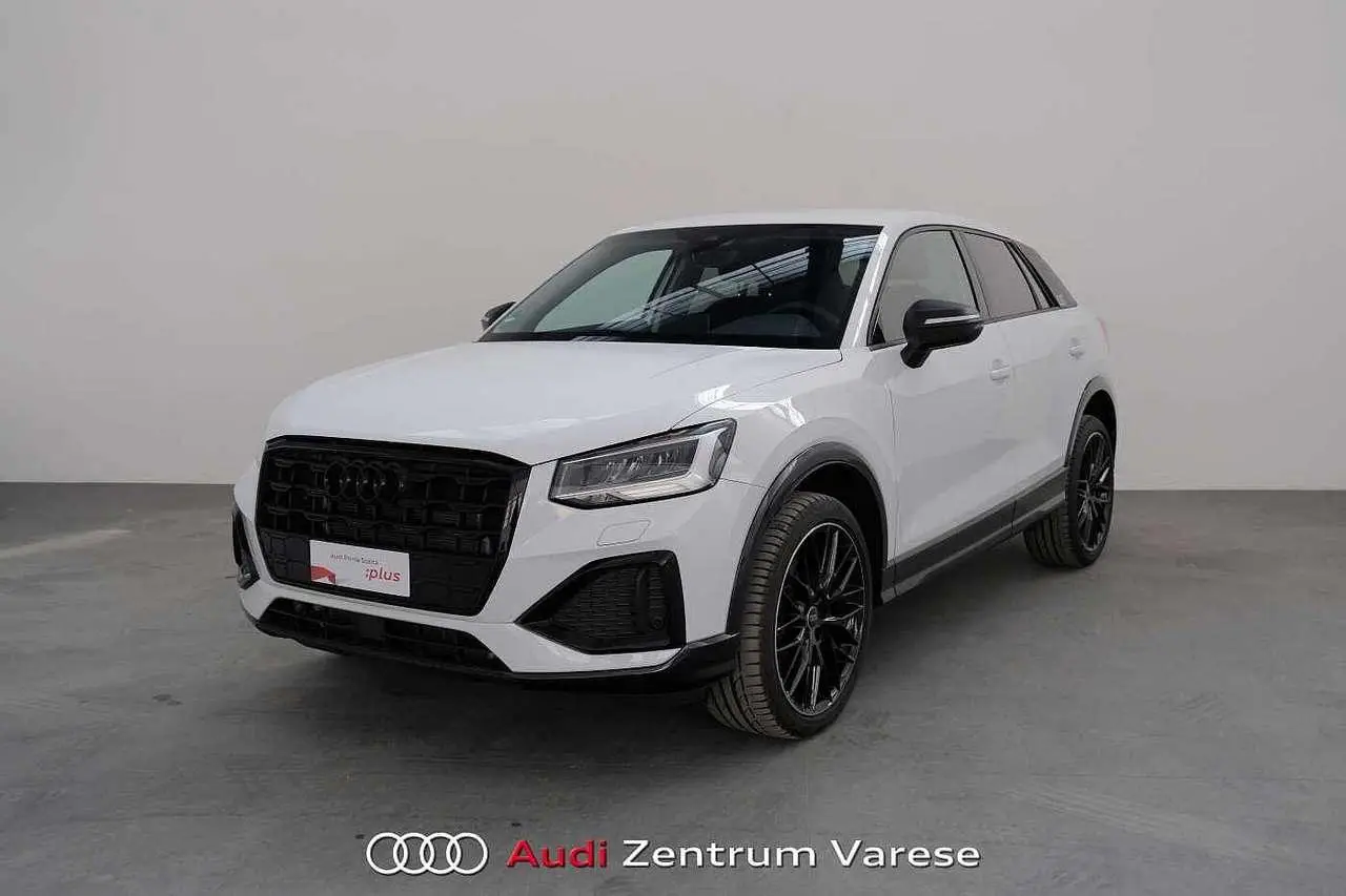 Photo 1 : Audi Q2 2023 Essence