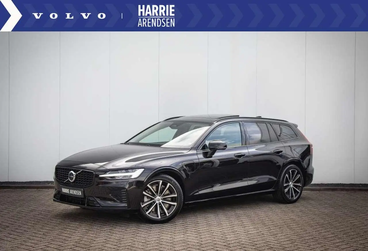 Photo 1 : Volvo V60 2023 Hybride