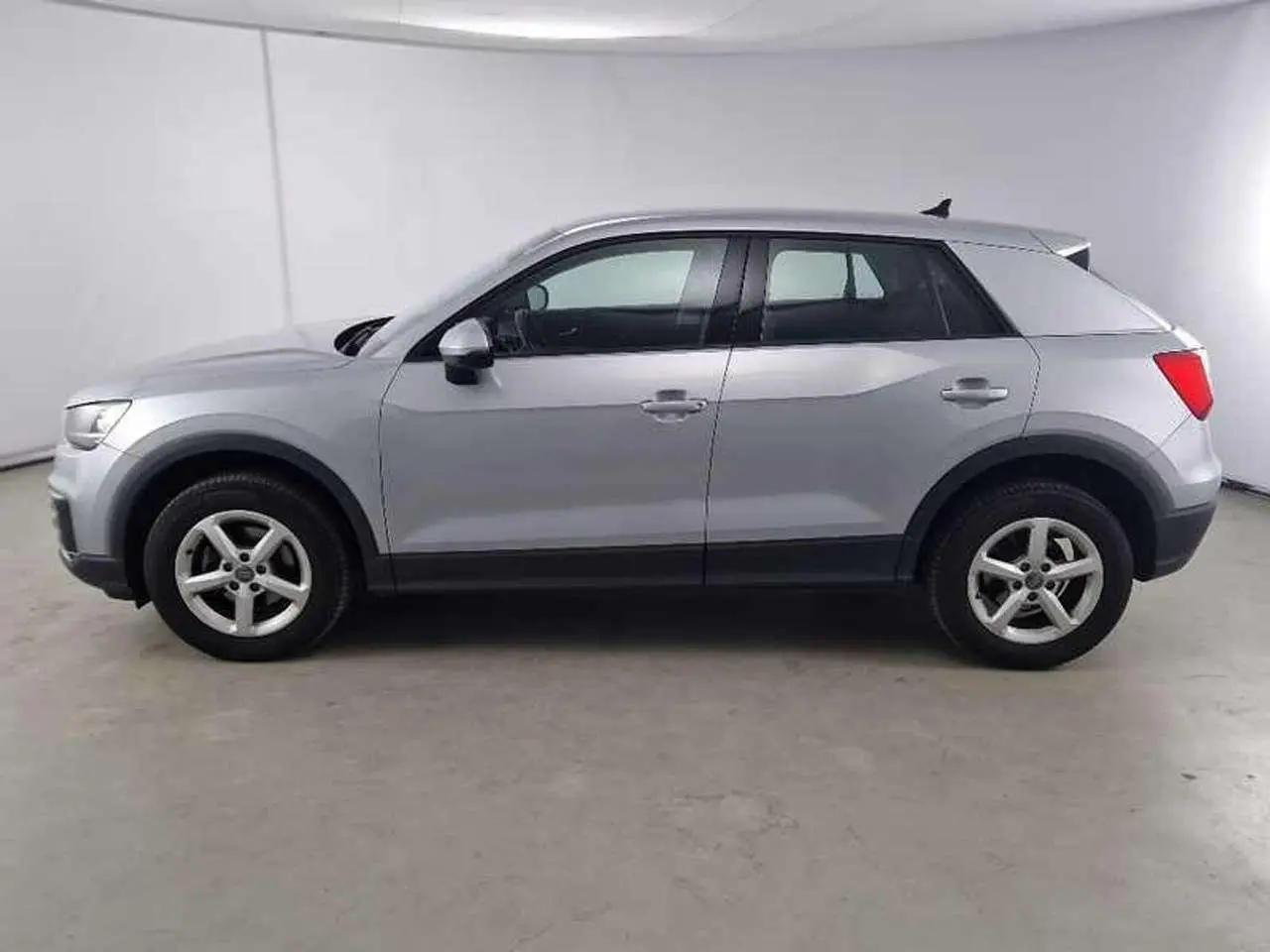 Photo 1 : Audi Q2 2020 Diesel