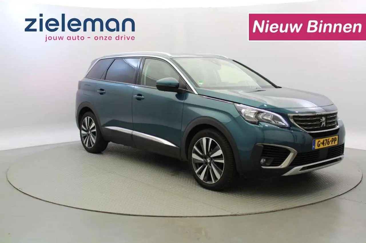 Photo 1 : Peugeot 5008 2019 Diesel