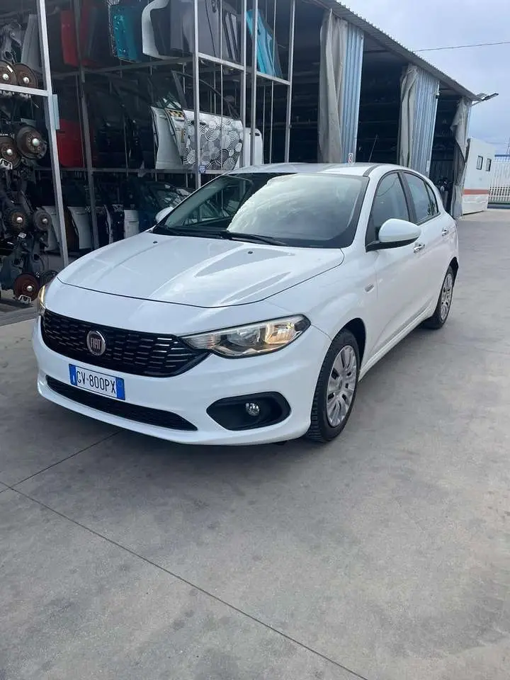 Photo 1 : Fiat Tipo 2017 Diesel