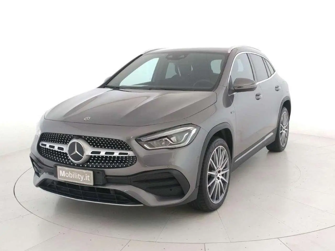 Photo 1 : Mercedes-benz Classe Gla 2020 Hybrid