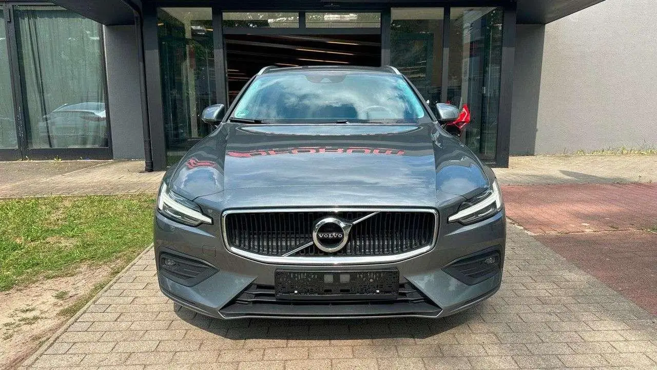 Photo 1 : Volvo V60 2021 Diesel