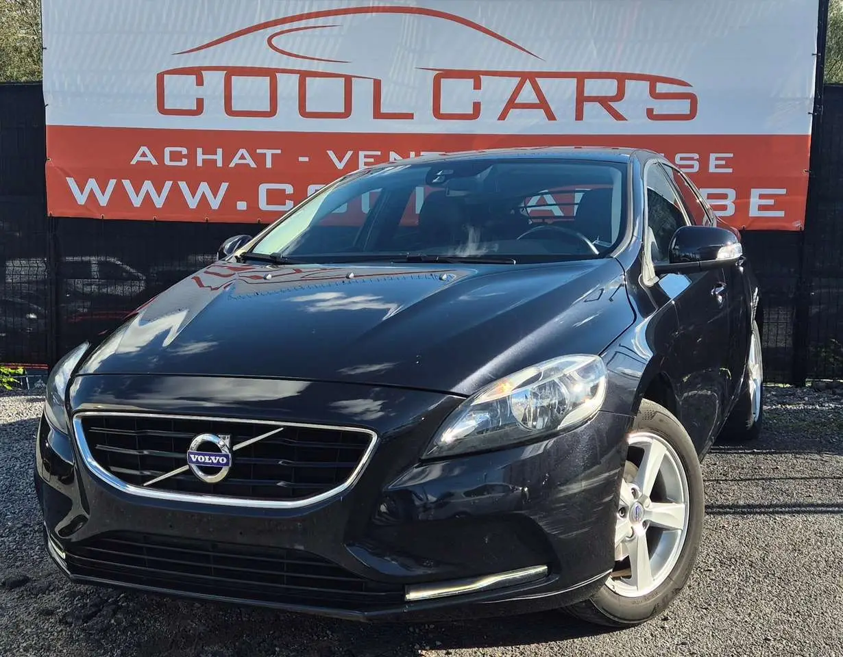 Photo 1 : Volvo V40 2015 Diesel