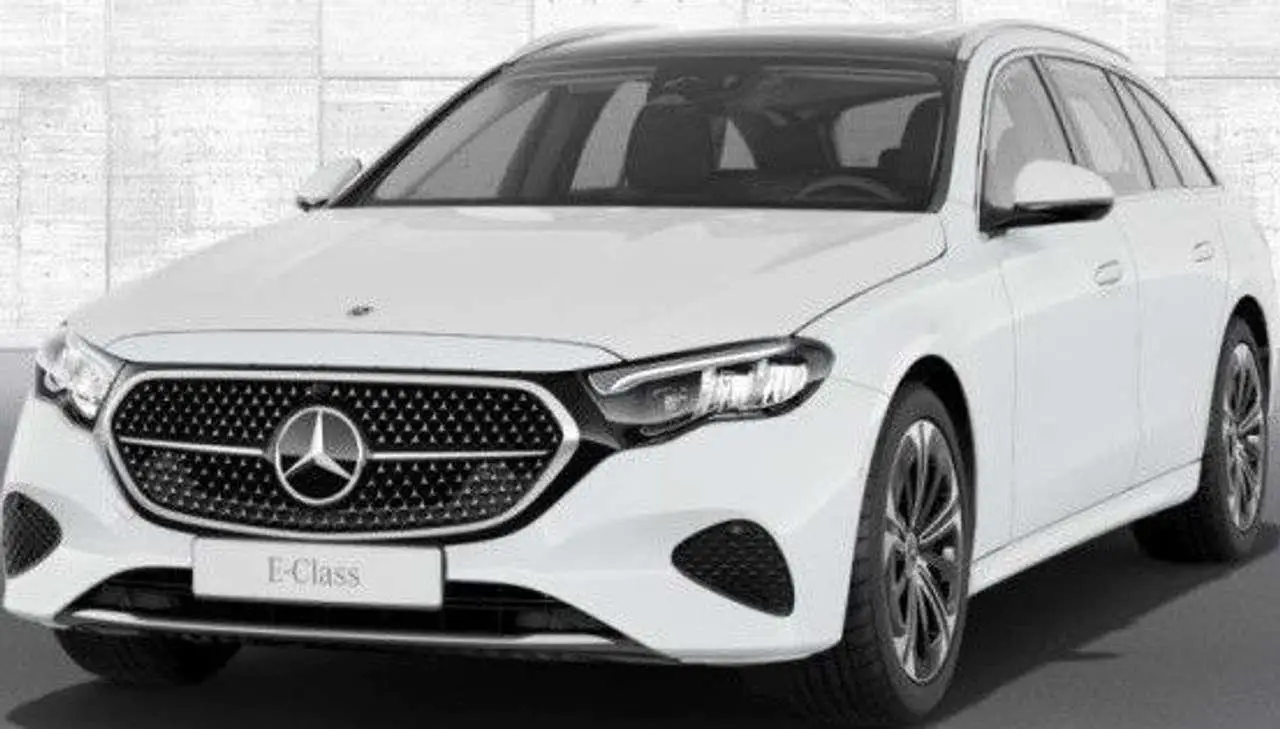 Photo 1 : Mercedes-benz Classe E 2023 Hybride