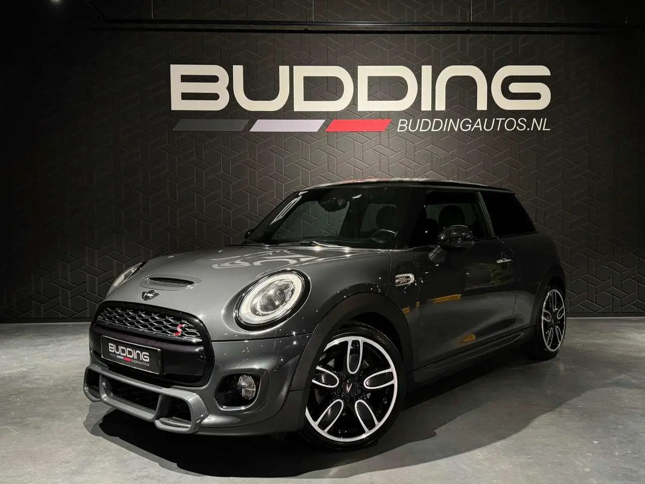 Photo 1 : Mini Cooper 2017 Petrol