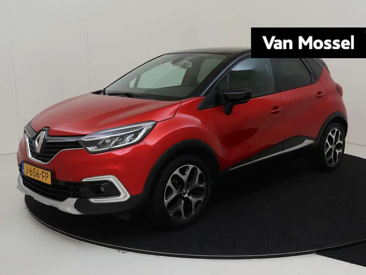 Photo 1 : Renault Captur 2018 Essence