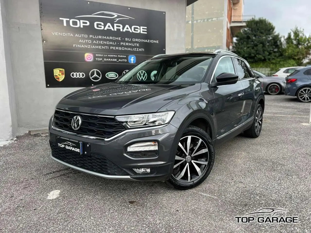 Photo 1 : Volkswagen T-roc 2018 Essence