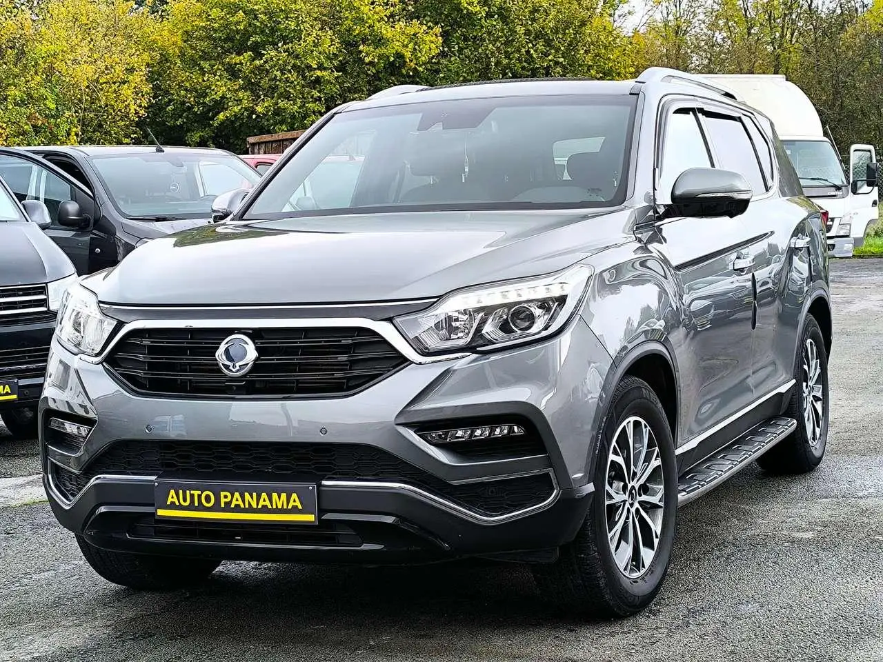 Photo 1 : Ssangyong Rexton 2019 Diesel