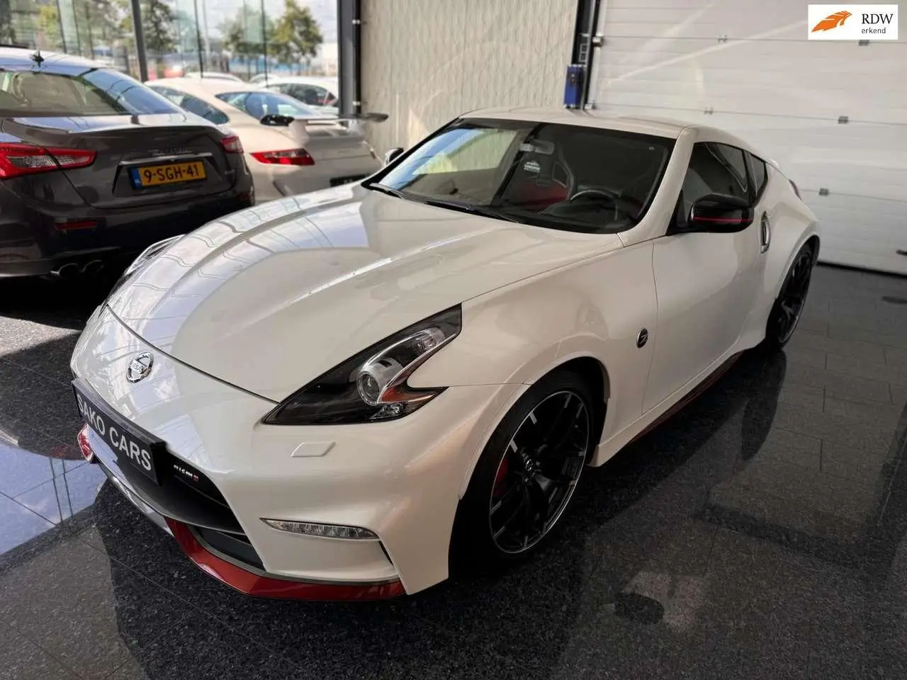 Photo 1 : Nissan 370z 2019 Essence