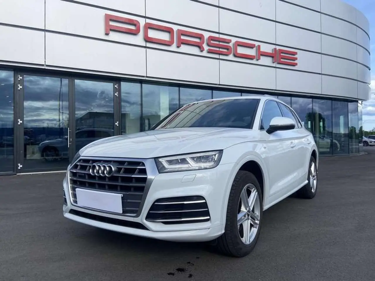 Photo 1 : Audi Q5 2018 Diesel