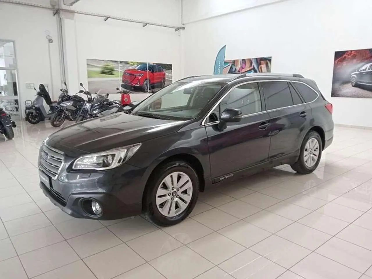 Photo 1 : Subaru Outback 2015 Diesel