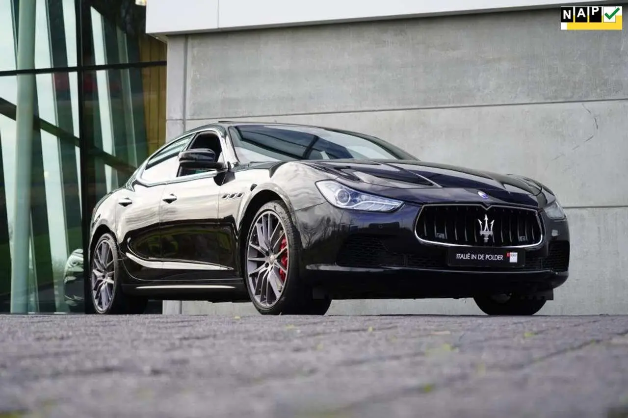 Photo 1 : Maserati Ghibli 2017 Essence